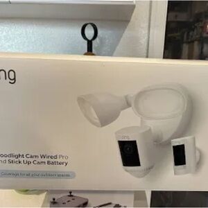 Ring White Security Camera with Advanced Motion Detection